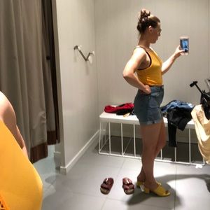 Meet your Posher, Molly